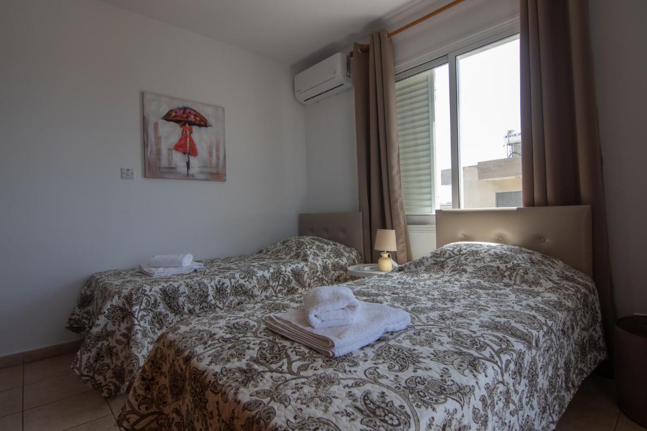 Amelia Two Bedroom Apartment - 202 Paphos Eksteriør bilde