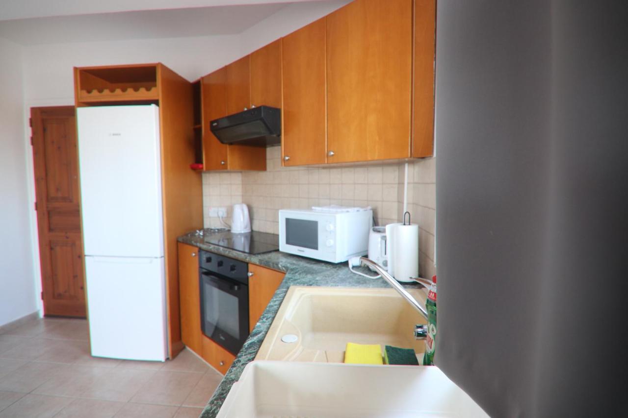 Amelia Two Bedroom Apartment - 202 Paphos Eksteriør bilde
